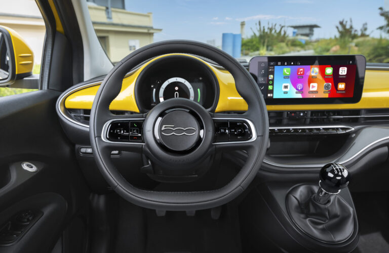 le volant de la voiture